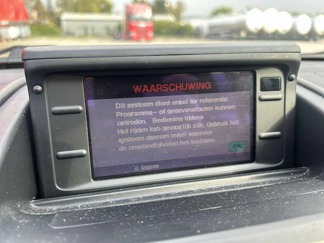 Lexus - 1999 - is - 200 executive - personenauto - afbeelding 10 van  28
