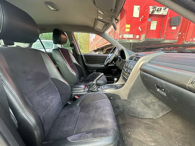 Lexus - 1999 - is - 200 executive - personenauto - afbeelding 17 van  28