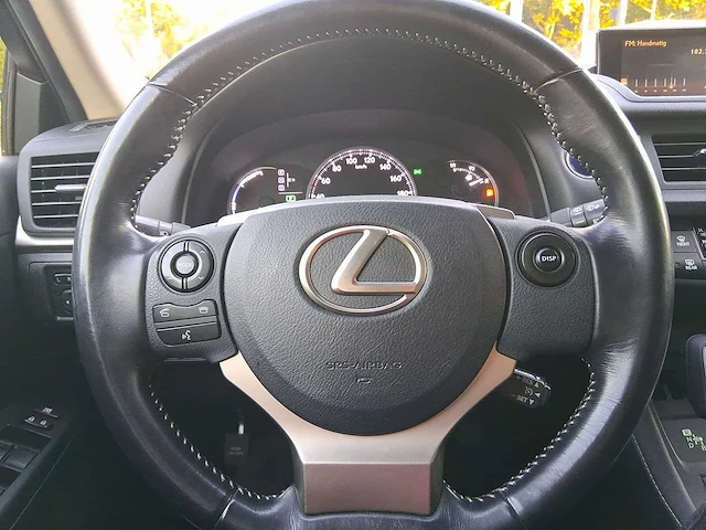 Lexus ct 200h sport edition 2017 | nf-056-d - afbeelding 9 van  33