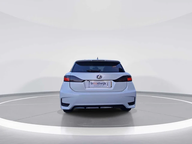 Lexus ct 200h sport edition 2017 | nf-056-d - afbeelding 31 van  33