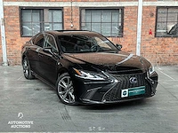 Lexus es 300h f sport line 178pk 2019, zn-650-b - afbeelding 2 van  63