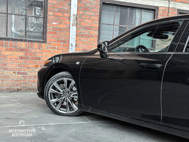 Lexus es 300h f sport line 178pk 2019, zn-650-b - afbeelding 21 van  63