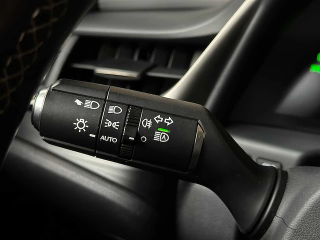 Lexus es 300h f sport line 178pk 2019, zn-650-b - afbeelding 36 van  63
