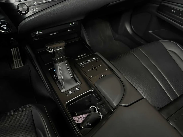 Lexus es 300h f sport line 178pk 2019, zn-650-b - afbeelding 39 van  63
