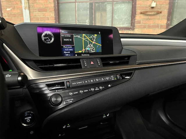Lexus es 300h f sport line 178pk 2019, zn-650-b - afbeelding 40 van  63