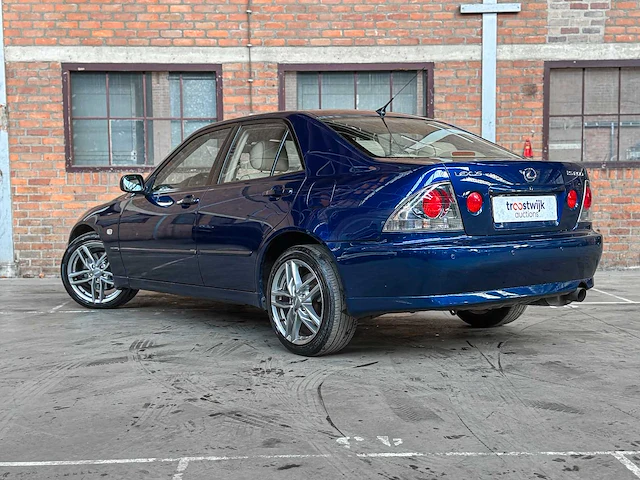 Lexus is 200 business 155pk 2004, 58-pf-jb - afbeelding 7 van  46