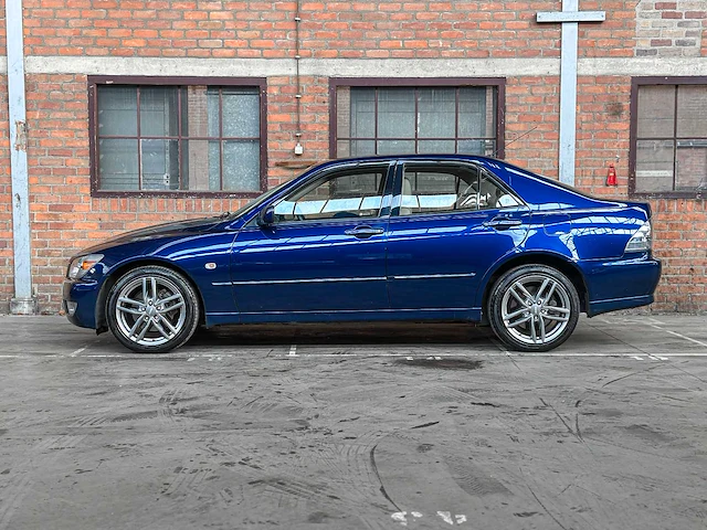 Lexus is 200 business 155pk 2004, 58-pf-jb - afbeelding 9 van  46