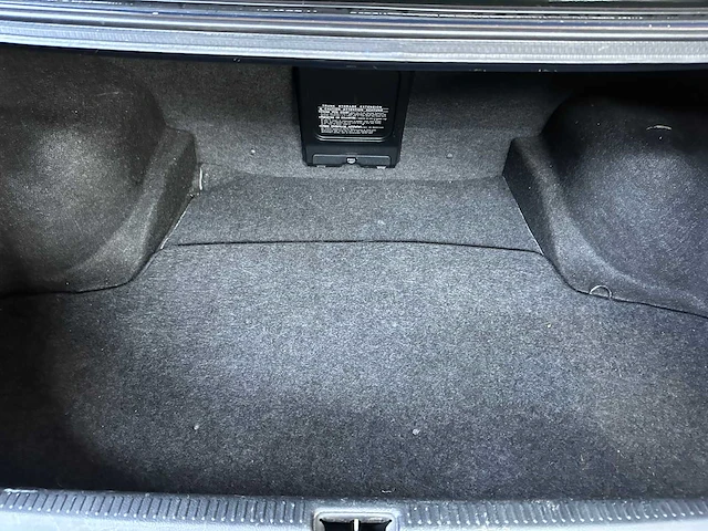 Lexus is 200 business 155pk 2004, 58-pf-jb - afbeelding 28 van  46