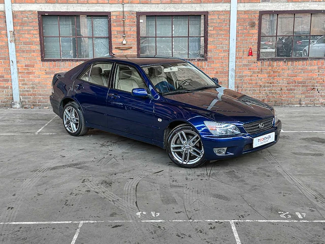 Lexus is 200 business 155pk 2004, 58-pf-jb - afbeelding 45 van  46