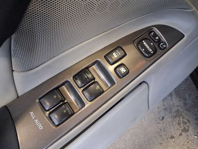 Lexus is 220d business luxury car 2007 | 22-tt-ln - afbeelding 5 van  31