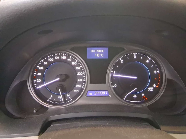 Lexus is 220d business luxury car 2007 | 22-tt-ln - afbeelding 7 van  31