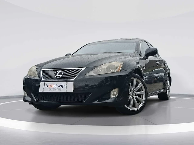 Lexus is 220d business luxury car 2007 | 22-tt-ln - afbeelding 1 van  31