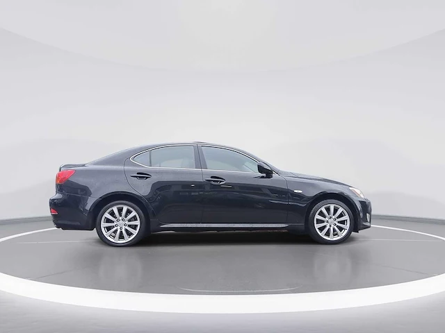 Lexus is 220d business luxury car 2007 | 22-tt-ln - afbeelding 31 van  31