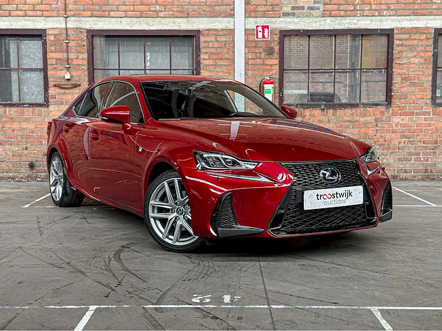 Lexus is 300h hybrid f-sport line 181pk 2017, j-450-fj - afbeelding 5 van  73