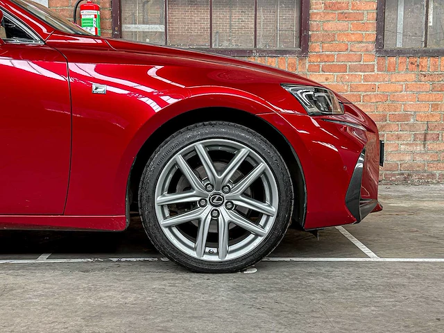 Lexus is 300h hybrid f-sport line 181pk 2017, j-450-fj - afbeelding 13 van  73