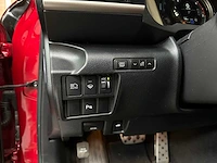 Lexus is 300h hybrid f-sport line 181pk 2017, j-450-fj - afbeelding 36 van  73