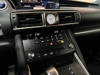 Lexus is 300h hybrid f-sport line 181pk 2017, j-450-fj - afbeelding 48 van  73