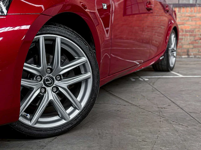 Lexus is 300h hybrid f-sport line 181pk 2017, j-450-fj - afbeelding 67 van  73