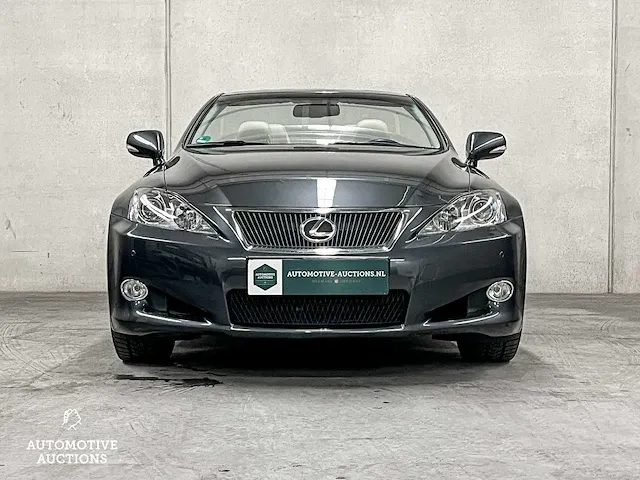 Lexus is cabriolet 250c luxury 208pk 2013 (origineel-nl), 16-zpg-6 - afbeelding 49 van  52