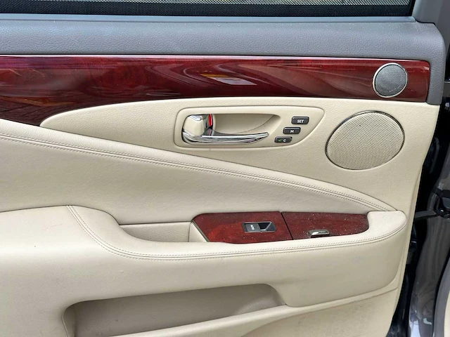 Lexus ls 460 president v8 automaat, 11-ts-sj - afbeelding 8 van  18