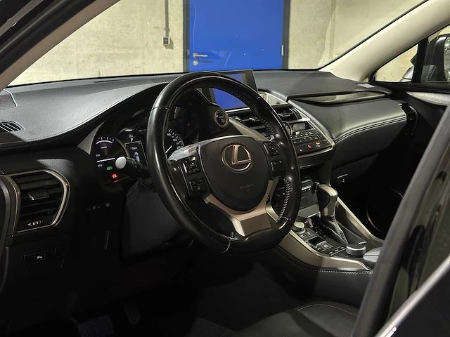Lexus nx 300h business line pro 155pk 2015, gt-341-z - afbeelding 11 van  42