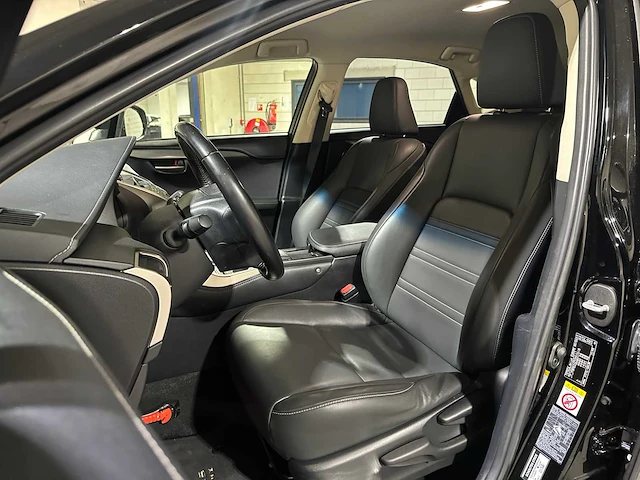 Lexus nx 300h business line pro 155pk 2015, gt-341-z - afbeelding 26 van  42