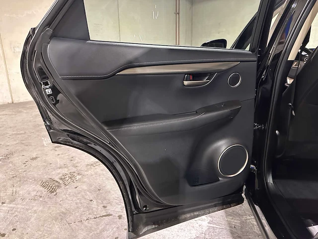 Lexus nx 300h business line pro 155pk 2015, gt-341-z - afbeelding 27 van  42