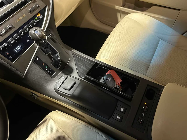 Lexus rx 450h 4wd executive edition 249pk 2013, 2-kzh-17 - afbeelding 20 van  42