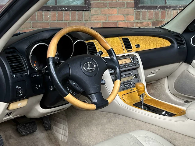Lexus sc430 convertible 288pk 2002 youngtimer - afbeelding 9 van  37