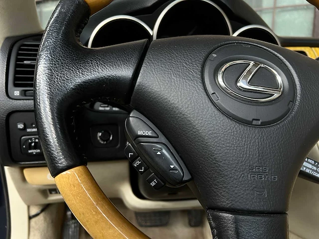 Lexus sc430 convertible 288pk 2002 youngtimer - afbeelding 14 van  37