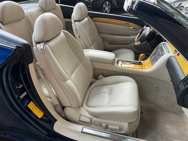 Lexus sc430 convertible 288pk 2002 youngtimer - afbeelding 27 van  37