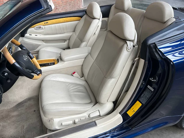 Lexus sc430 convertible 288pk 2002 youngtimer - afbeelding 29 van  37