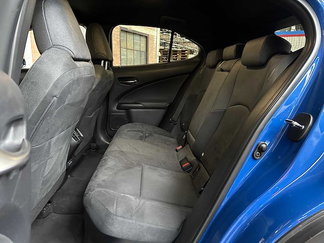 Lexus ux 250h preference line 184pk 2021, n-884-hp - afbeelding 29 van  42
