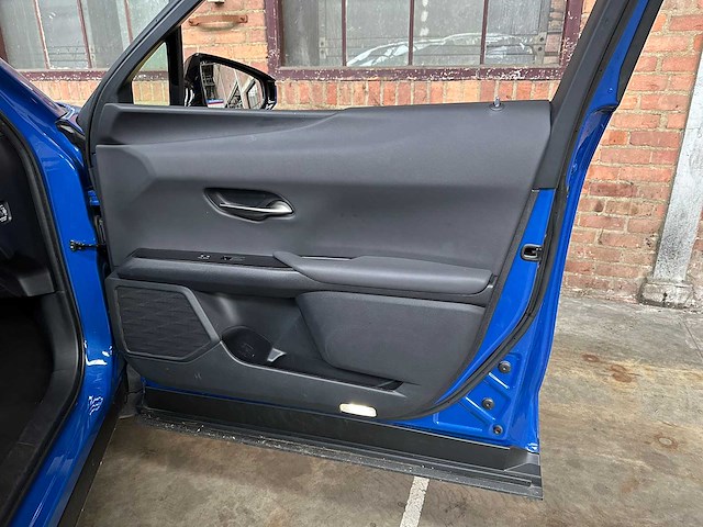 Lexus ux 250h preference line 184pk 2021, n-884-hp - afbeelding 33 van  42