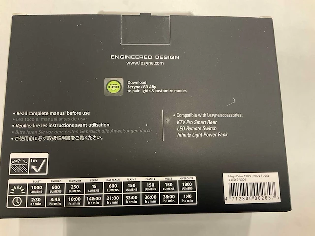 Lezyne mega drive 1800i fietsverlichting - afbeelding 3 van  4