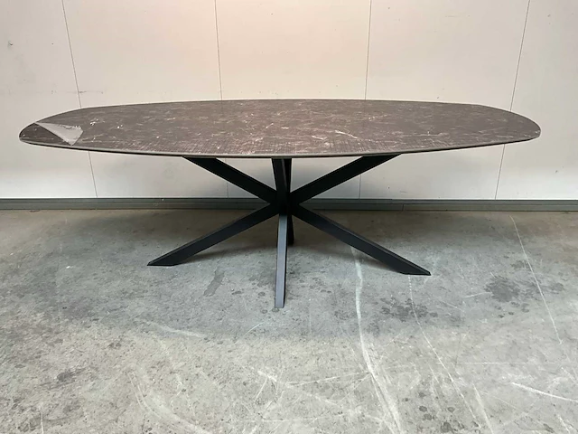 Lf 1217 feel finish deens ovaal eetkamertafel - afbeelding 1 van  7