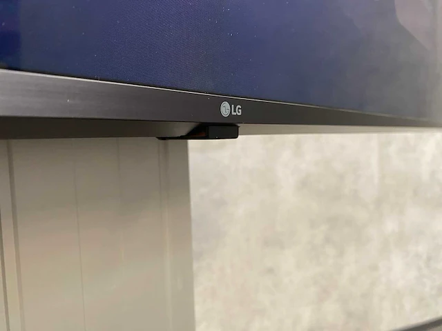 Lg - 4k 75" smart tv met verrijdbaar hoog-laag statief - afbeelding 10 van  28