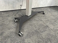 Lg - 4k 75" smart tv met verrijdbaar hoog-laag statief - afbeelding 4 van  28