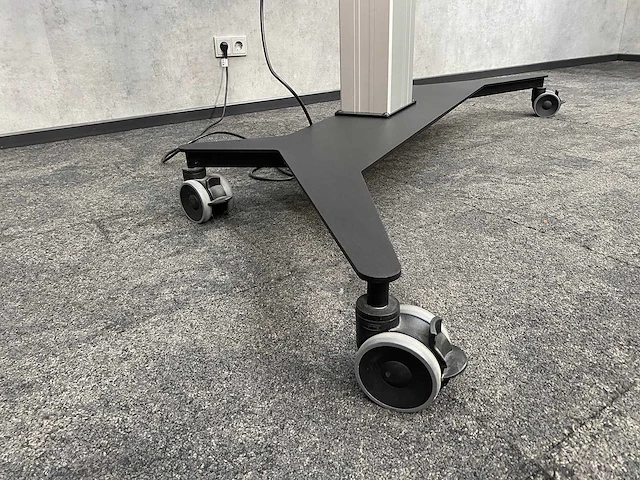 Lg - 4k 75" smart tv met verrijdbaar hoog-laag statief - afbeelding 5 van  28