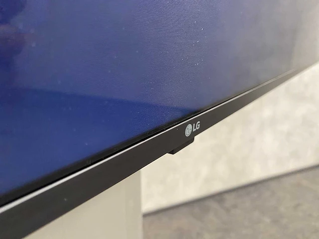 Lg - 4k 75" smart tv met verrijdbaar hoog-laag statief - afbeelding 9 van  28