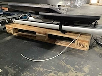 Lg - televisie met plafondarm (2x) - afbeelding 4 van  5