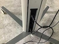 Lg - televisie op verrijdbare standaard - afbeelding 6 van  6