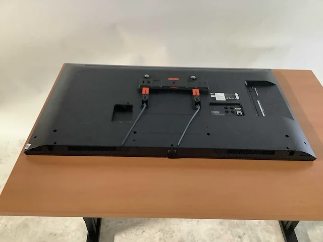 Lg - televisie - afbeelding 2 van  4