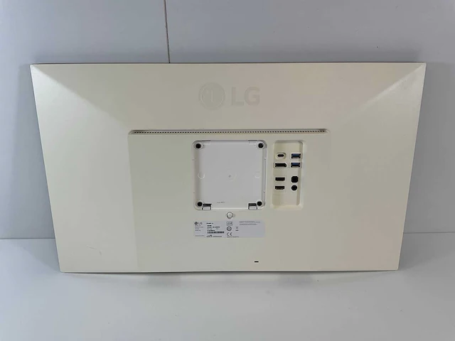 Lg (27ul850-w) 27”, 3840x2160 (uhd) ips monitor - afbeelding 4 van  6