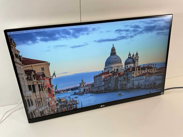 Lg (27up850-w) 27”, 3840x2160 (uhd) ips monitor - afbeelding 2 van  6