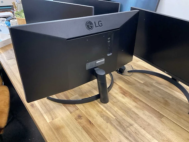 Lg 29wp500 monitoren (4x) - afbeelding 4 van  5