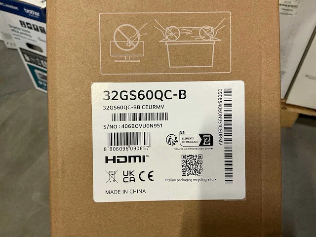 Lg 32gs60qc ultragear 31.5’’ - afbeelding 3 van  4