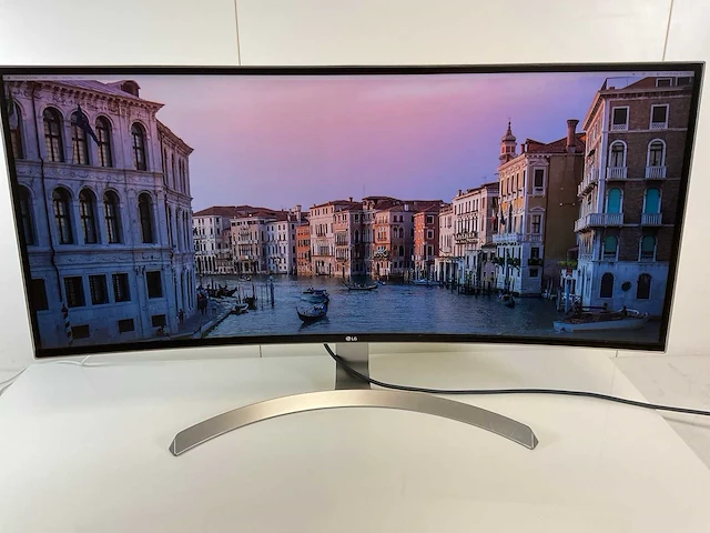 Lg (34uc99-w) 34”, 3440x1440 (uwqhd) ips monitor - afbeelding 1 van  6