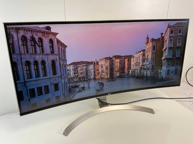 Lg (34uc99-w) 34”, 3440x1440 (uwqhd) ips monitor - afbeelding 2 van  6