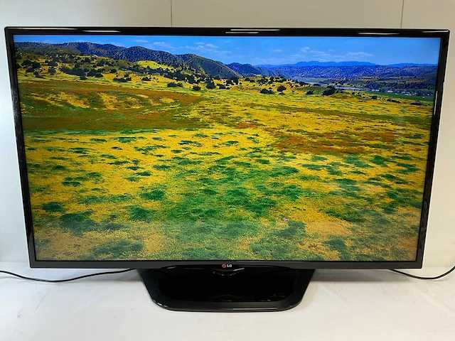 Lg (47ln570v) 47”, 1920x1080 (fhd) led monitor - afbeelding 1 van  6